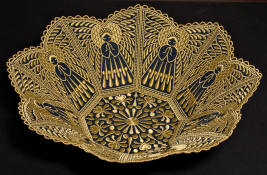 freestanding lace angel bowl